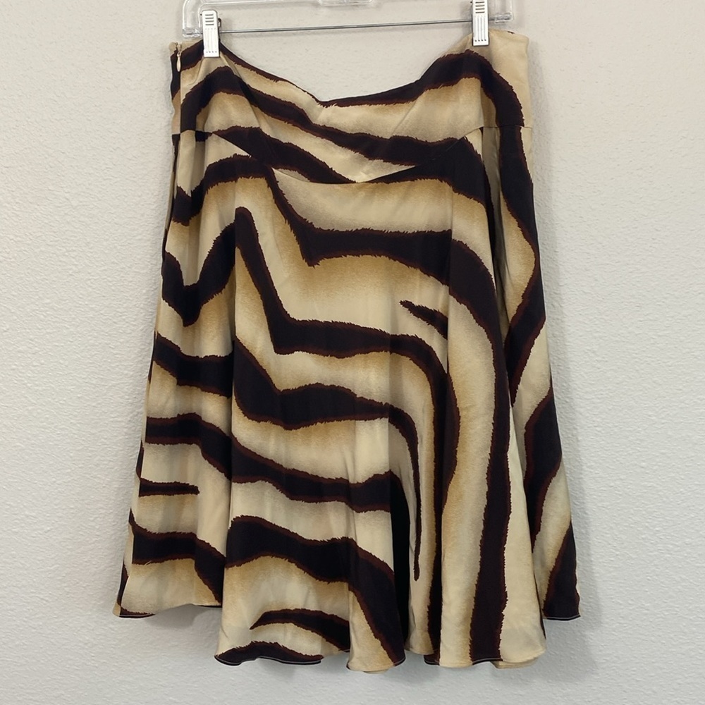Ralph Lauren 100% Silk Animal Print Swing Skirt size 14 - Picture 3 of 7